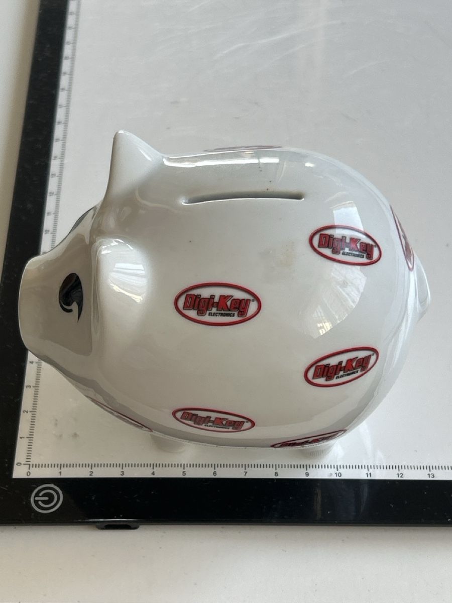 Tirelires: Sparschwein Digi-Key Electronics Keramik(I12) – D'occasion à Aarau par bro_9zsg 5
