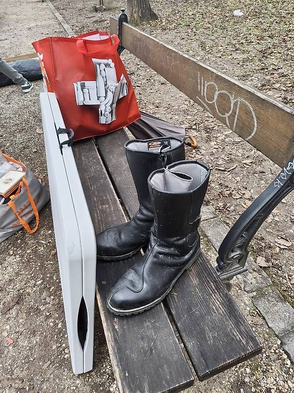Herrenschuhe: Motorrad Stiefel Gross 43  – Gebraucht aus Basel von Afghan1234 3