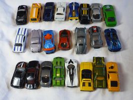 23x Spielzeugauto - alle Matel Hot Wheels