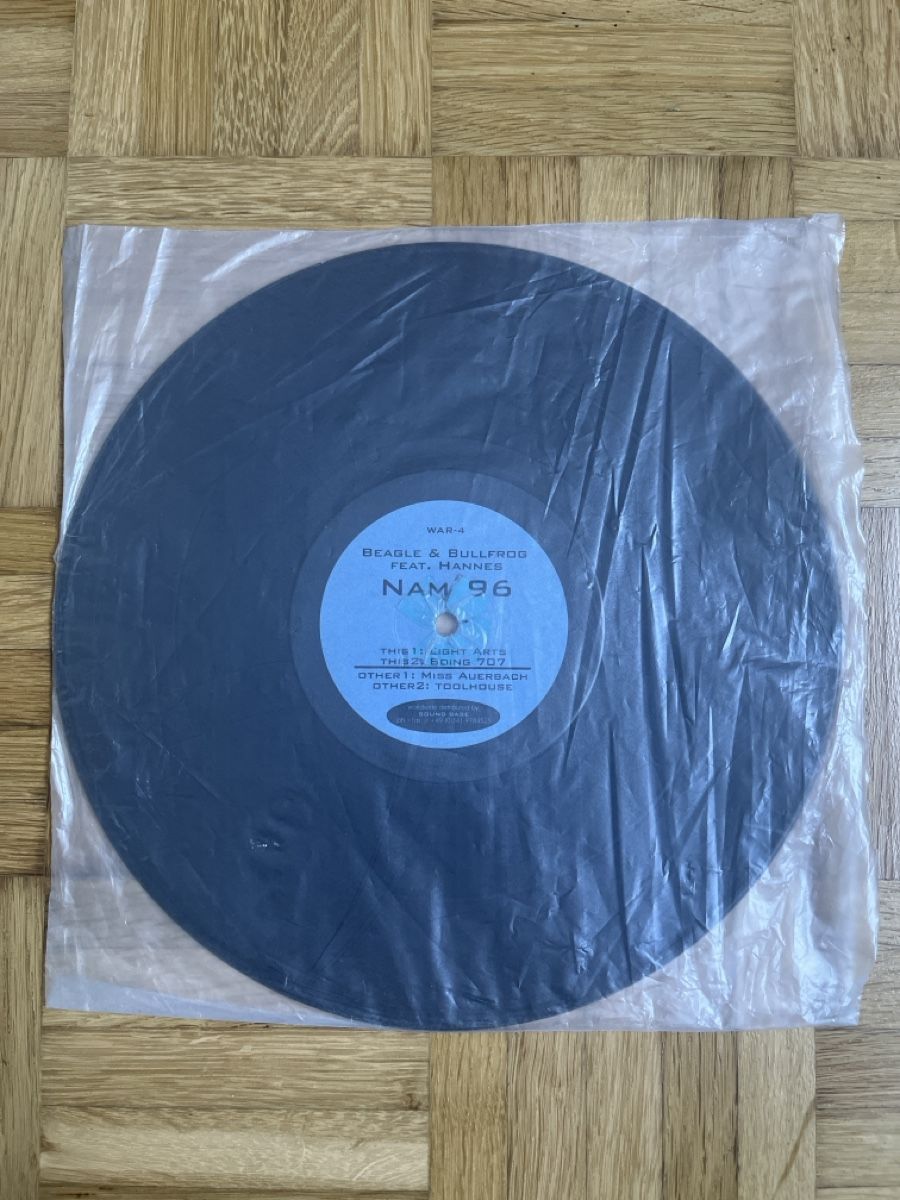 Dischi in vinile: Beagle & Bullfrog Hardcore / Gabber Vinyl – Usato da Wangen b. Olten venduto da break72