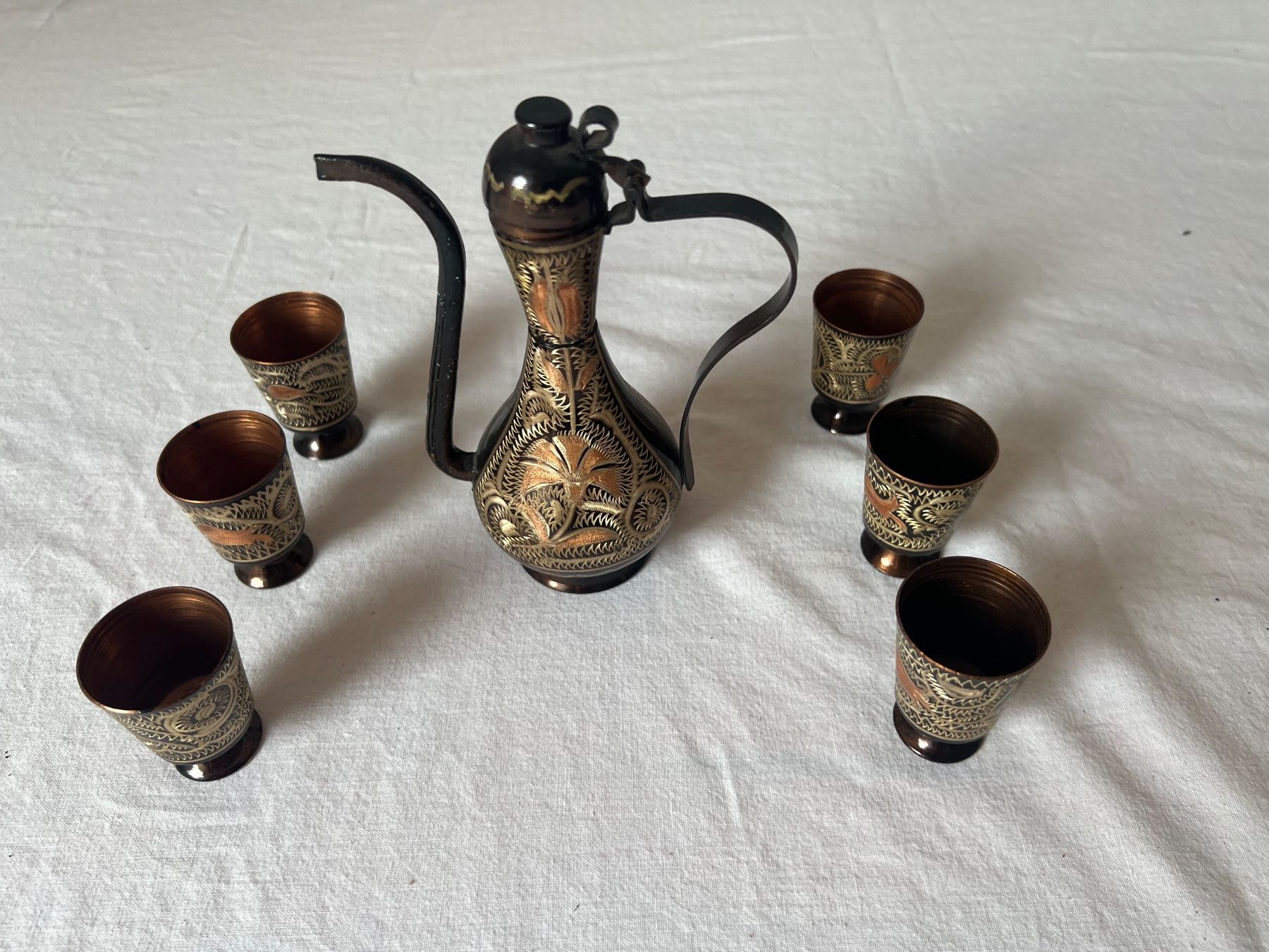 Set di piatti: Arabisches Kaffe - Set – Usato da Neukirch / Egnach venduto da Taucher68 1