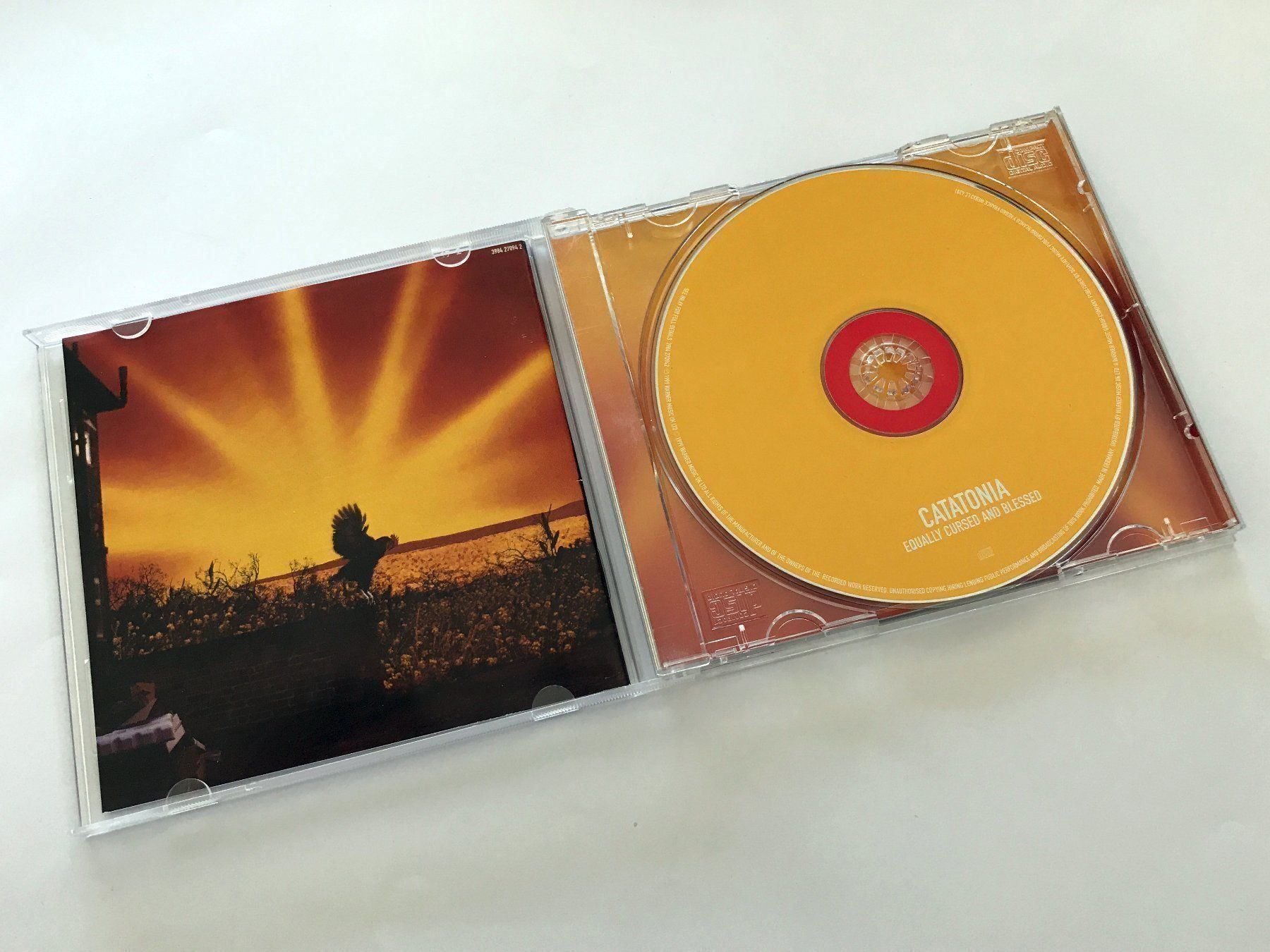 CD: Catatonia - Equally Cursed and Blessed (CD) – Usato da Baden venduto da marvinfinch 2