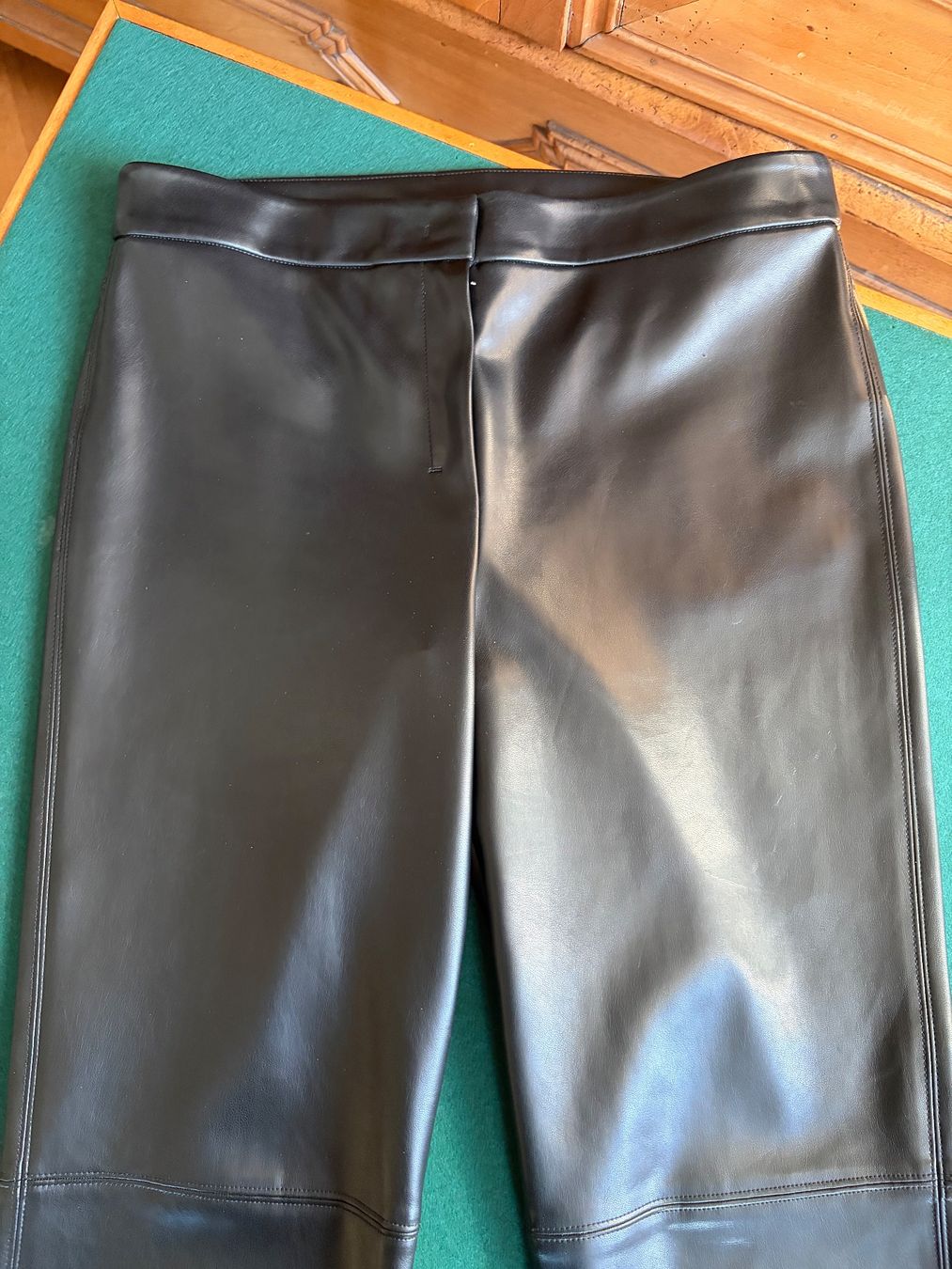 Max Mara Pantaloni: S`MAX MARA COATED TRAUSERS Cropped, Ankle -length silhouette – Nuovo (secondo la descrizione) da Interlaken venduto da Bona55 4