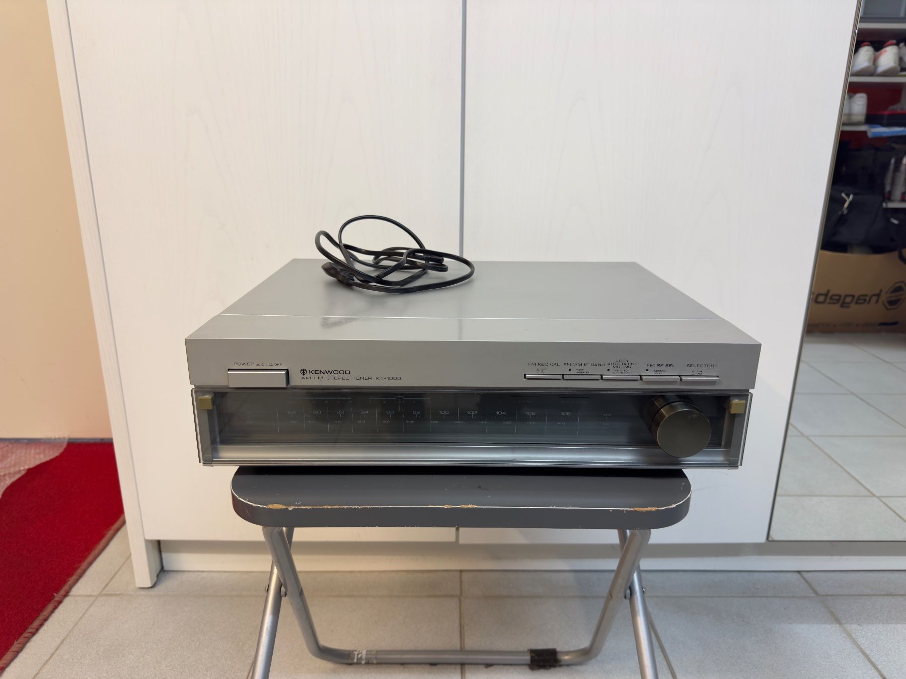 Kenwood Radio: Kenwood Tuner KT-1000 Stereo – Usato da Uznach venduto da r0000000bert_