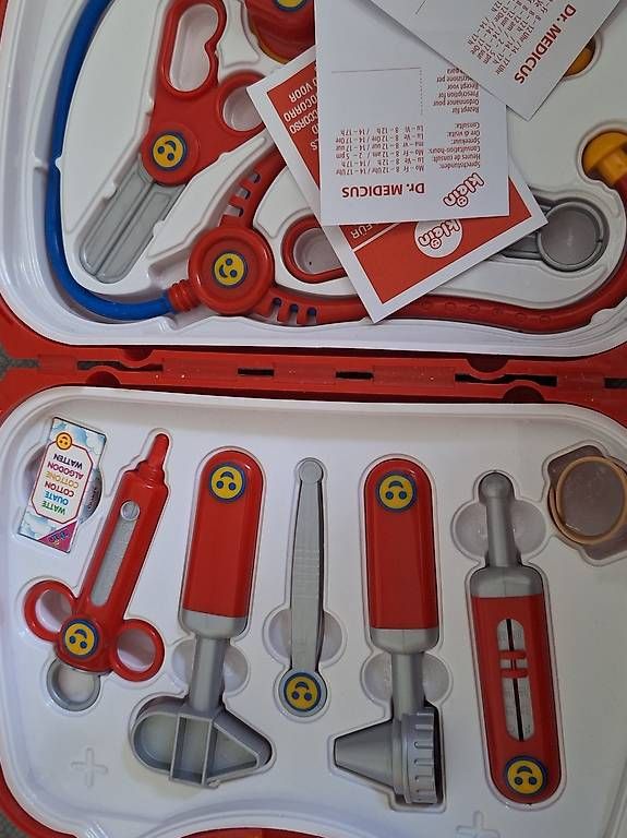 Spielzeuge: Arztköfferli – Neu und originalverpackt aus Winterthur von ste_5ncm
