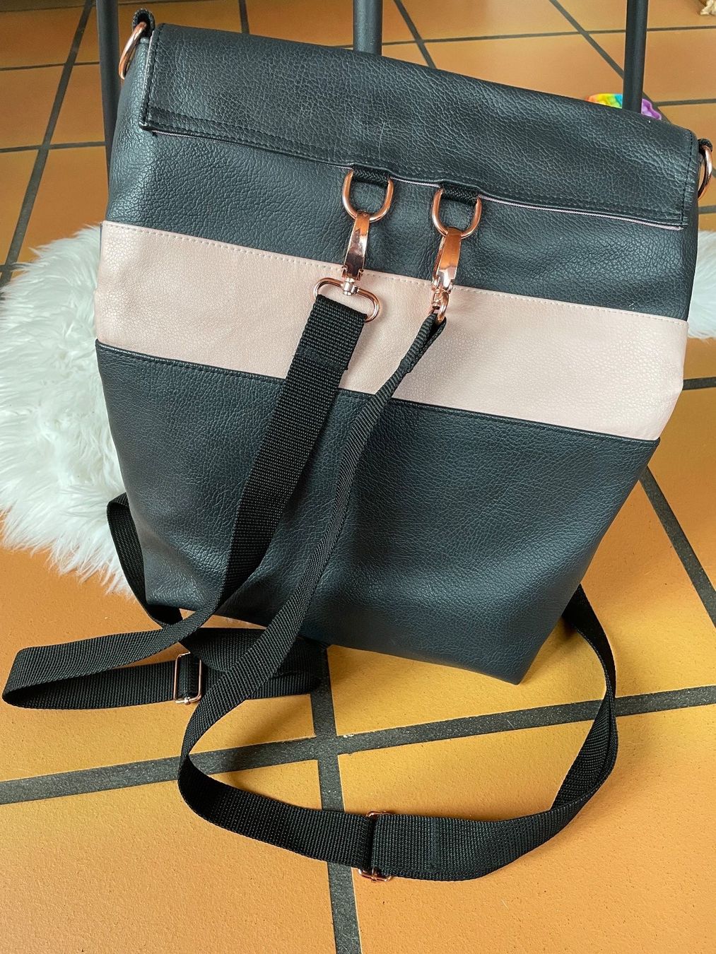 Zaini: Fröhlich Rucksack Schwarz/Rosegold – Nuovo (secondo la descrizione) da Subingen venduto da arwen80 1