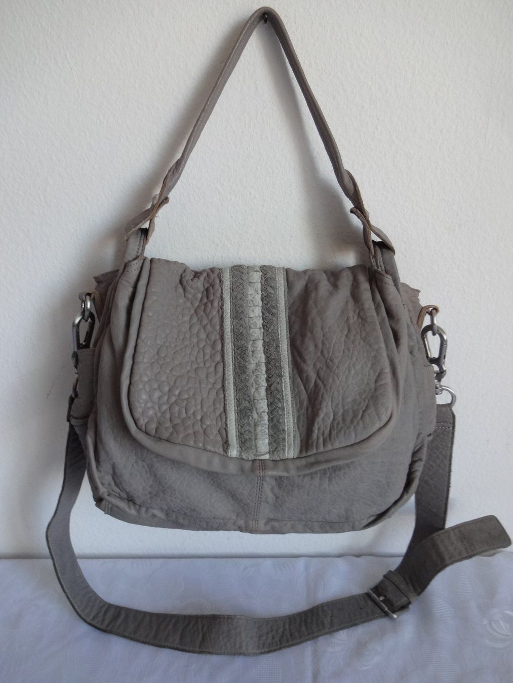 Liebeskind Taschen für Damen: "LIEBESKIND"Echtleder Tasche – Neu (gemäss Beschreibung) aus Frauenfeld von Riaa