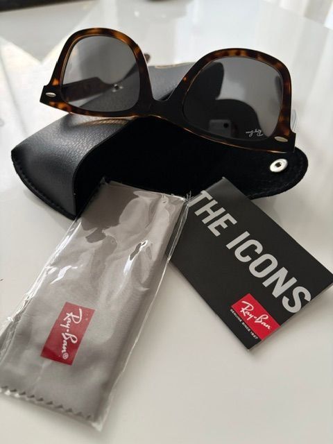 Ray-Ban Occhiali & Lenti: Ray Ban Sonnenbrille, NEU! – Nuovo (secondo la descrizione) da Walenstadt venduto da ricamul 2