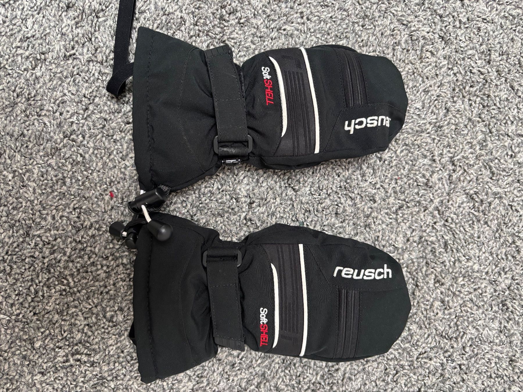 Reusch Handschuhe & Handstulpen: Gants reusch – Gebraucht aus Meyriez von fminois
