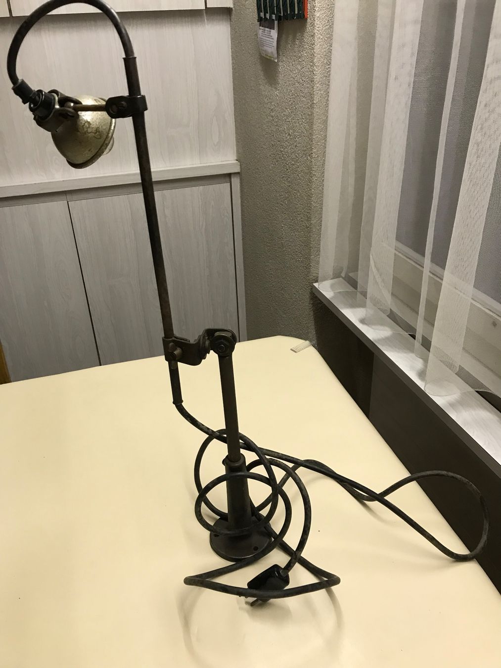 Lampade: Tischlampe, Nähtisch Industrie retro – Usato da Weinfelden venduto da urs_wq67 1