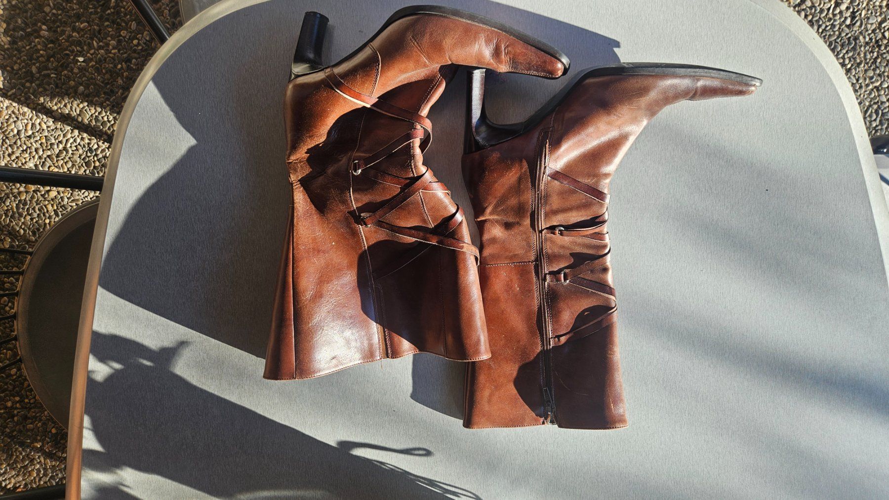Scarpe da donna: Stiefel mit Absatz 7.5cm, Material unklar – Usato da Feldbrunnen venduto da Kolosseum111