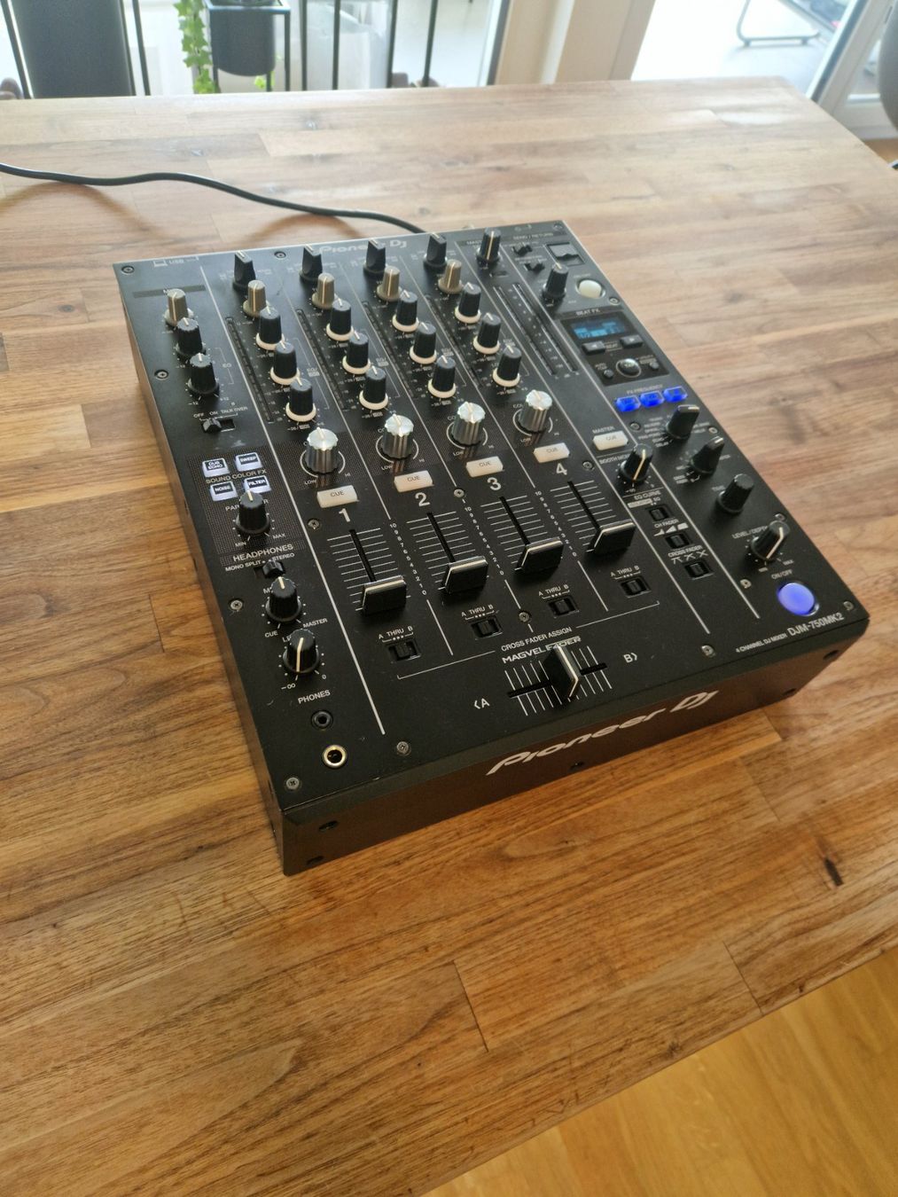 Pioneer Mischpulte: Pioneer DJM-750MK2 – Gebraucht aus Luzern von Noscript 3