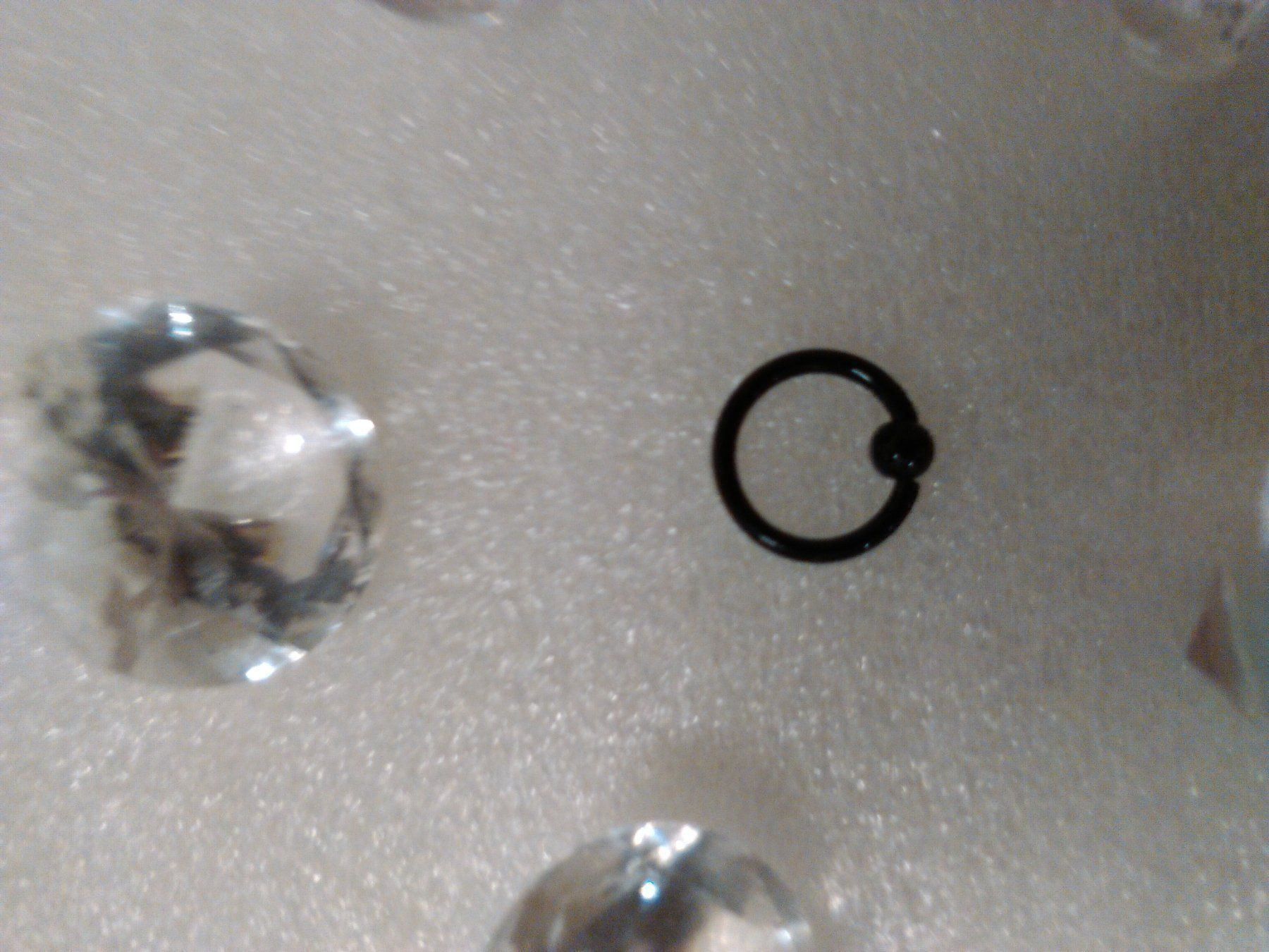 Bijoux piercing: edelsthal lippenpiercing,schwarz – Neuf (Voir description) à Basel par bijoutrie_4 7