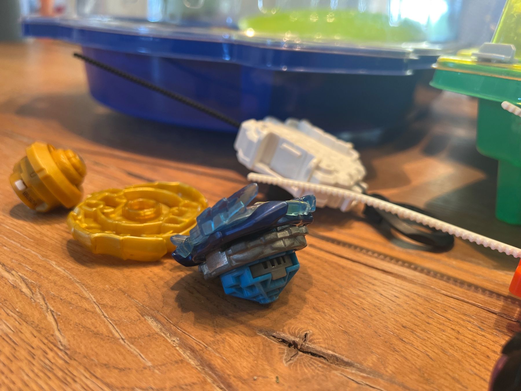 Giocattoli: Beyblade Burst Sammlung – Usato da Ottikon venduto da Sommerferien19 3