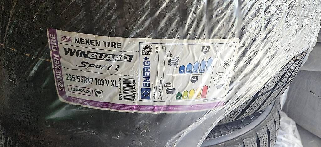 Altro in Scrittura & Disegno: 2 pneus hiver Winguard 235/55R17 – Usato da Vercorin venduto da zickme