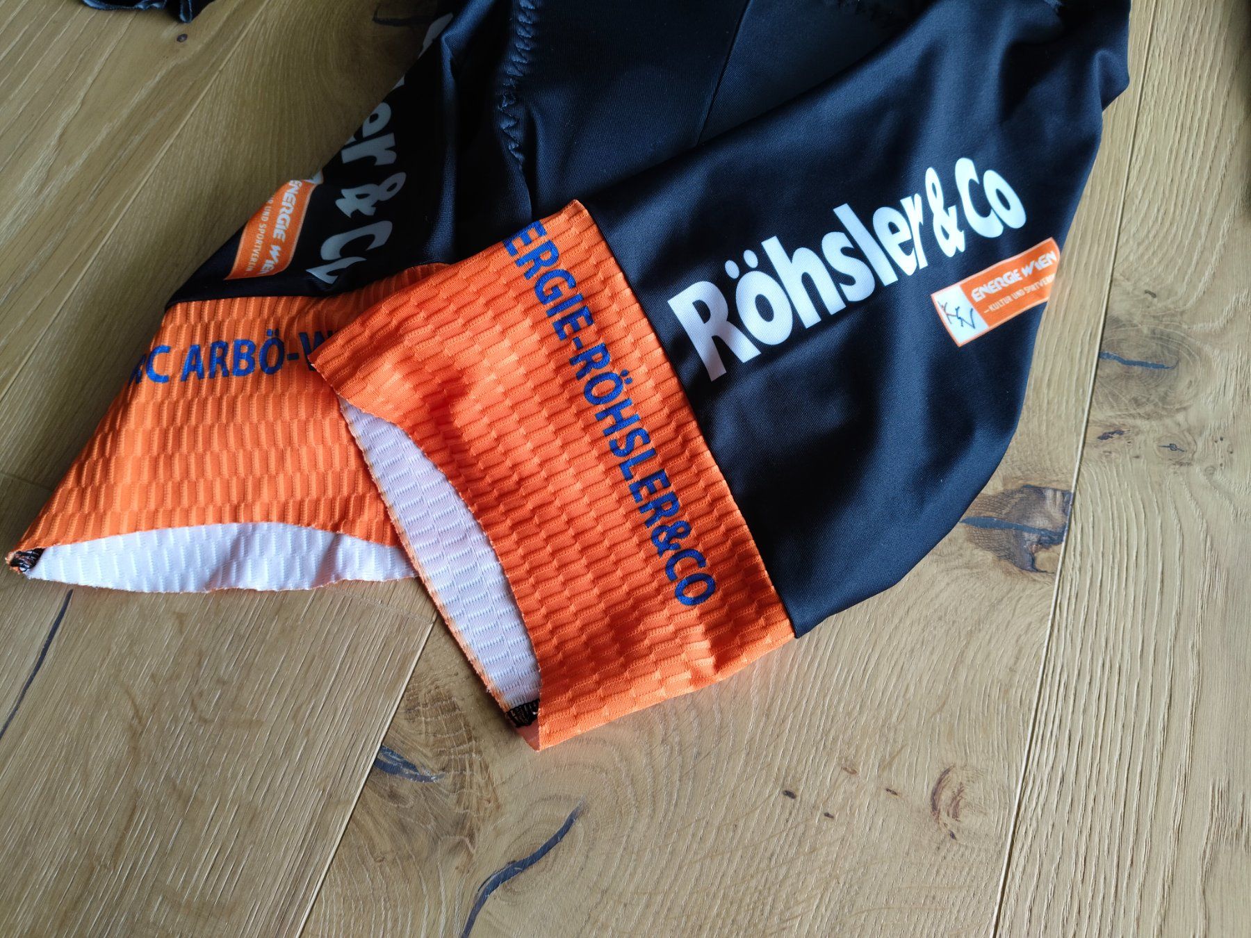 Canottiere & Pantaloni: Cuore Team Zeitfahranzug Skinsuit Rennanzug – Usato da Triesen venduto da biketunerle 5