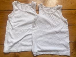 2 Débardeurs / sous-vêtement enfant 116 cm (5 ans)