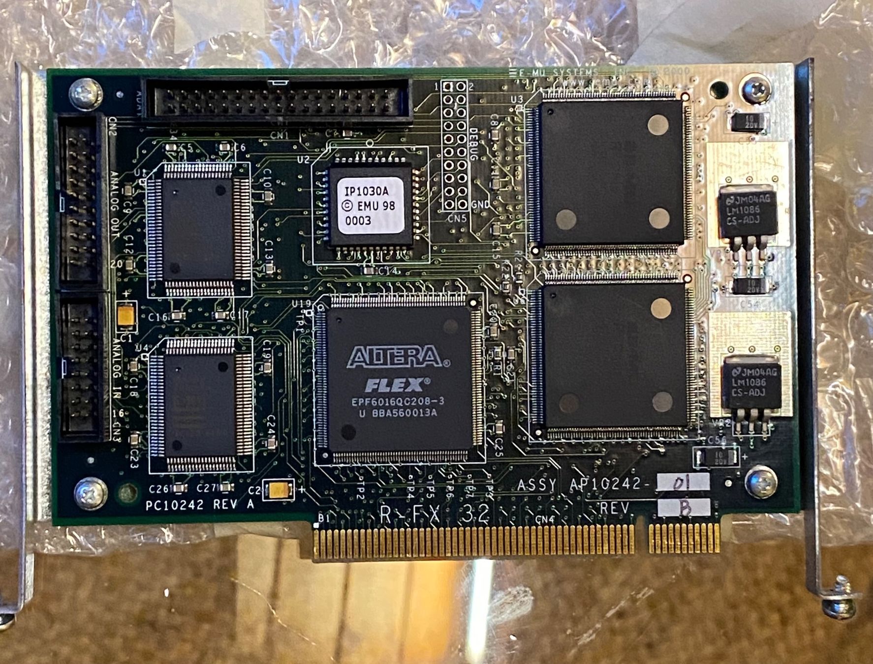 Strumenti musicali: E-Mu RFX 32 – Nuovo (secondo la descrizione) da Epautheyres venduto da jocib