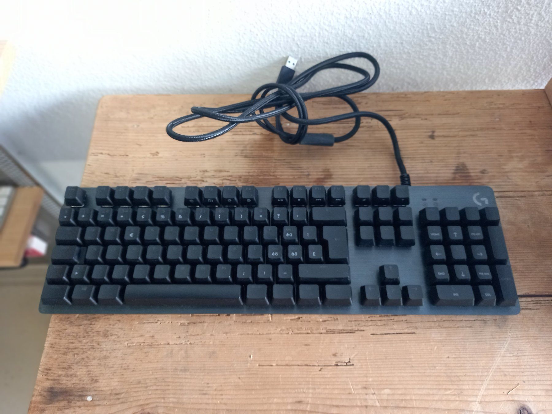 Logitech Tastiere: Logitech G513 Carbon Gaming-Tastatur – Usato da Prez-vers-Siviriez venduto da Monija70
