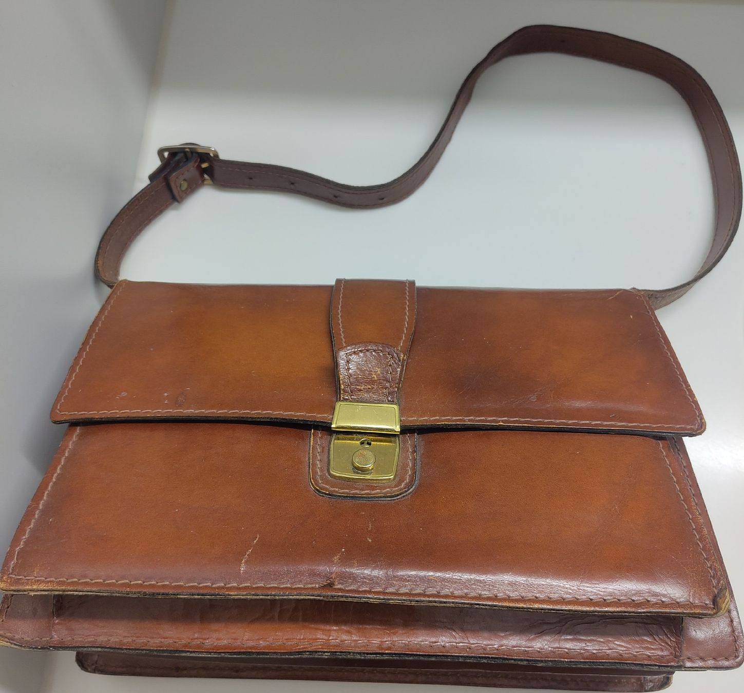 Borse: Vintage Umhängetasche – Usato da Bern venduto da nik_nxd9 1