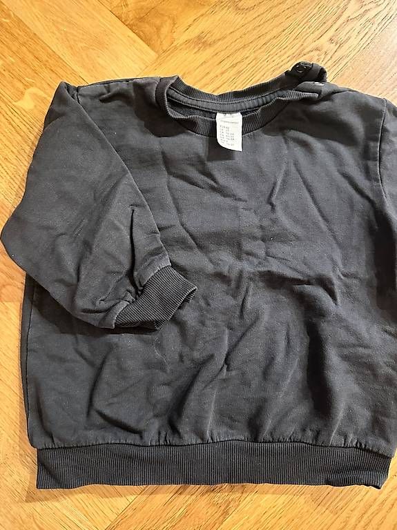 Camicette, T-shirt & Top: Bluse Gr. 104 – Usato da Luzern venduto da len_s95k 1
