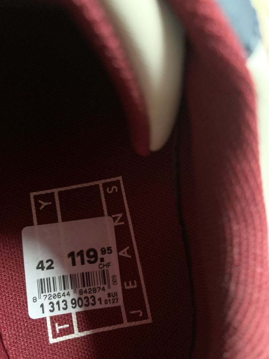 Tommy Hilfiger Scarpe da uomo: Baskets Tommy Jeans4 taille 42 – Nuovo (secondo la descrizione) da Les Evouettes venduto da Cuenca2023 2