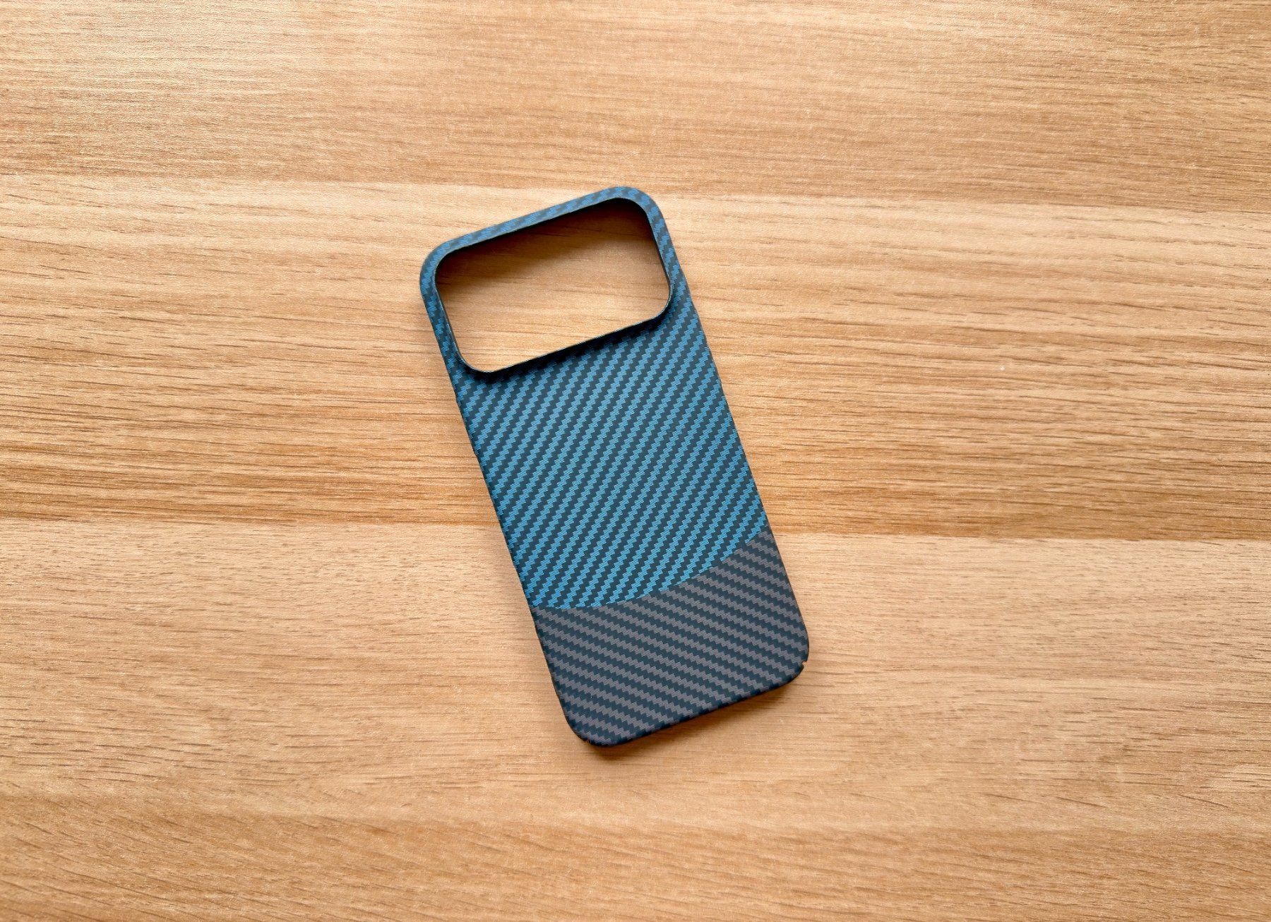 Apple Cover & Protezioni schermo: Coque iPhone 17 Pro Max Fibre Carbone Rigide + Privacy – Nuovo e nell'imballaggio originale da Thônex venduto da Suisse.Shopping 5