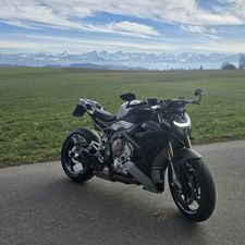 Profile image of Oberson98