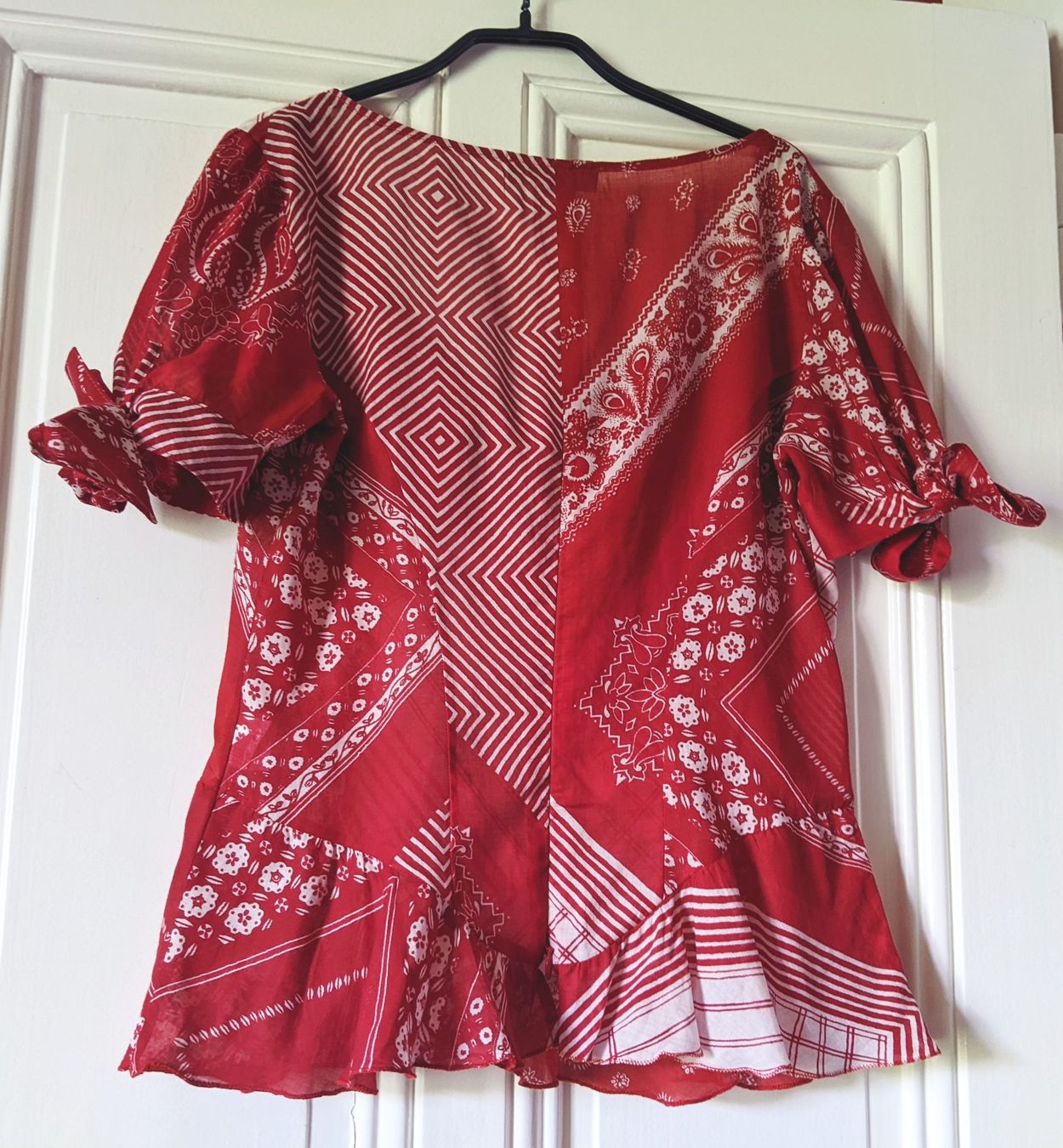 Alexander Mcqueen Blusen: ALEXANDER McQUEEN : Blouse rouge et blanche M – Gebraucht aus Petit-Lancy von lilycerise 5
