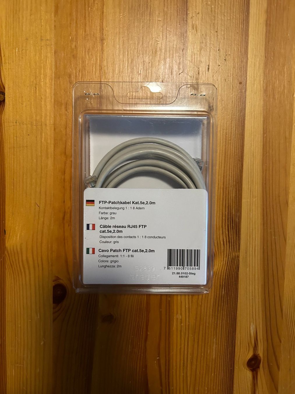 Câbles: Ethernet- Patchkabel, Typ F/UTP /grau - 2m – Neuf (Voir description) à Bern par Fireblades 1