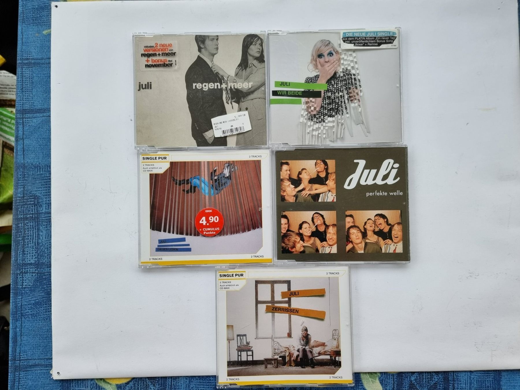 CD: Juli (3 CD's, 1 DVD, 5 Singles) – Usato da Winterthur venduto da Christinakim 4