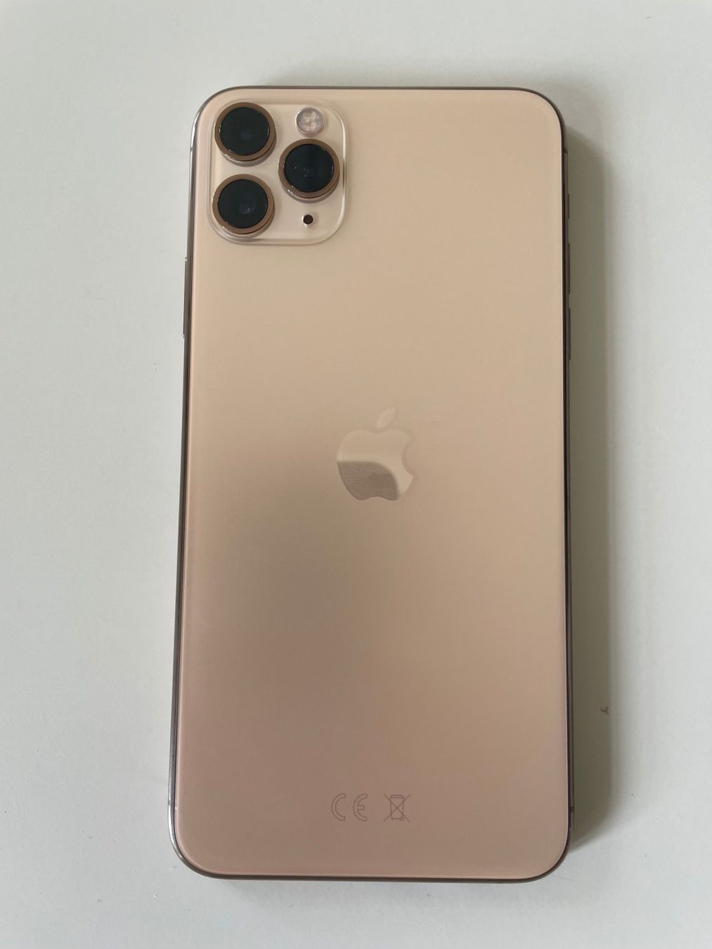 Apple Handys / Smartphones: iPhone 11 Pro Max 64GB Rose Gold – Gebraucht aus Oensingen von  2