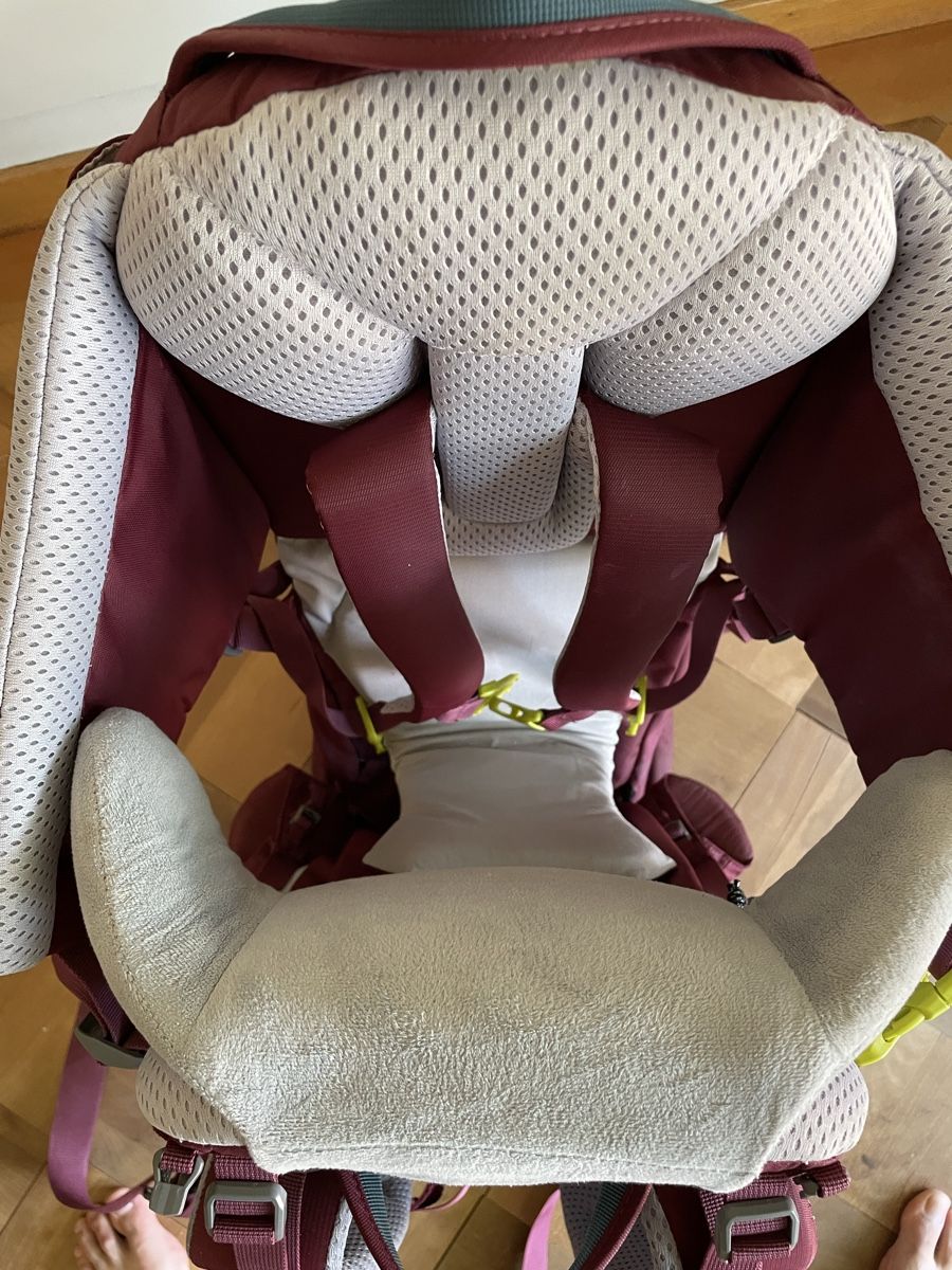 Deuter Bauch- & Rückentragen: Deuter Kid Comfort - Kindertrage – Gebraucht aus Biel/Bienne von juliebazzini