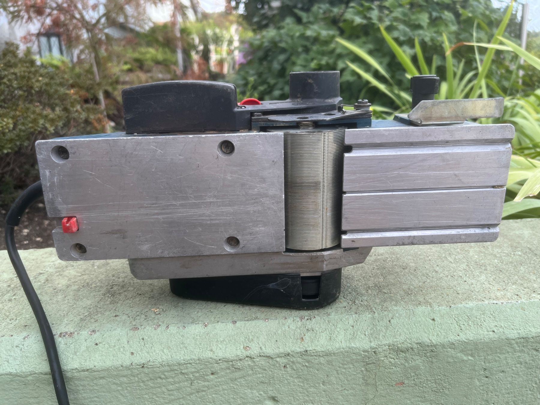 Alle Maschinen: BOSCH Einhandhobelmaschine GHO 40-82C – Gebraucht aus Magden von Hornet2 2