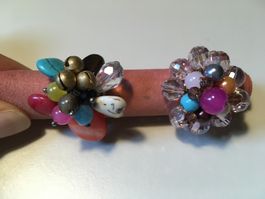 Ringe mit Türkis, Glasperlen und anderen Steinen, 2 Stück