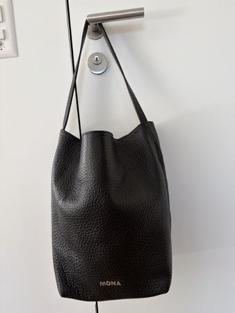 Handtasche Mona schwarz genarbtes Leder top Zustand