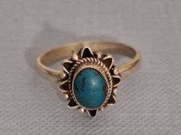 Ringli mit Türkis Steinli