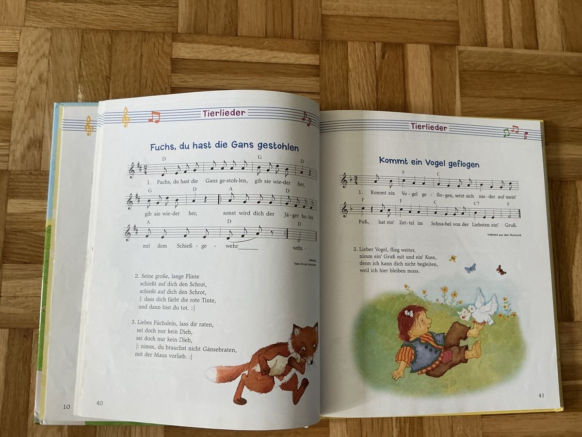 Bücher: Kinderliederbuch ohne CD – Gebraucht aus Zuchwil von Commander0 1