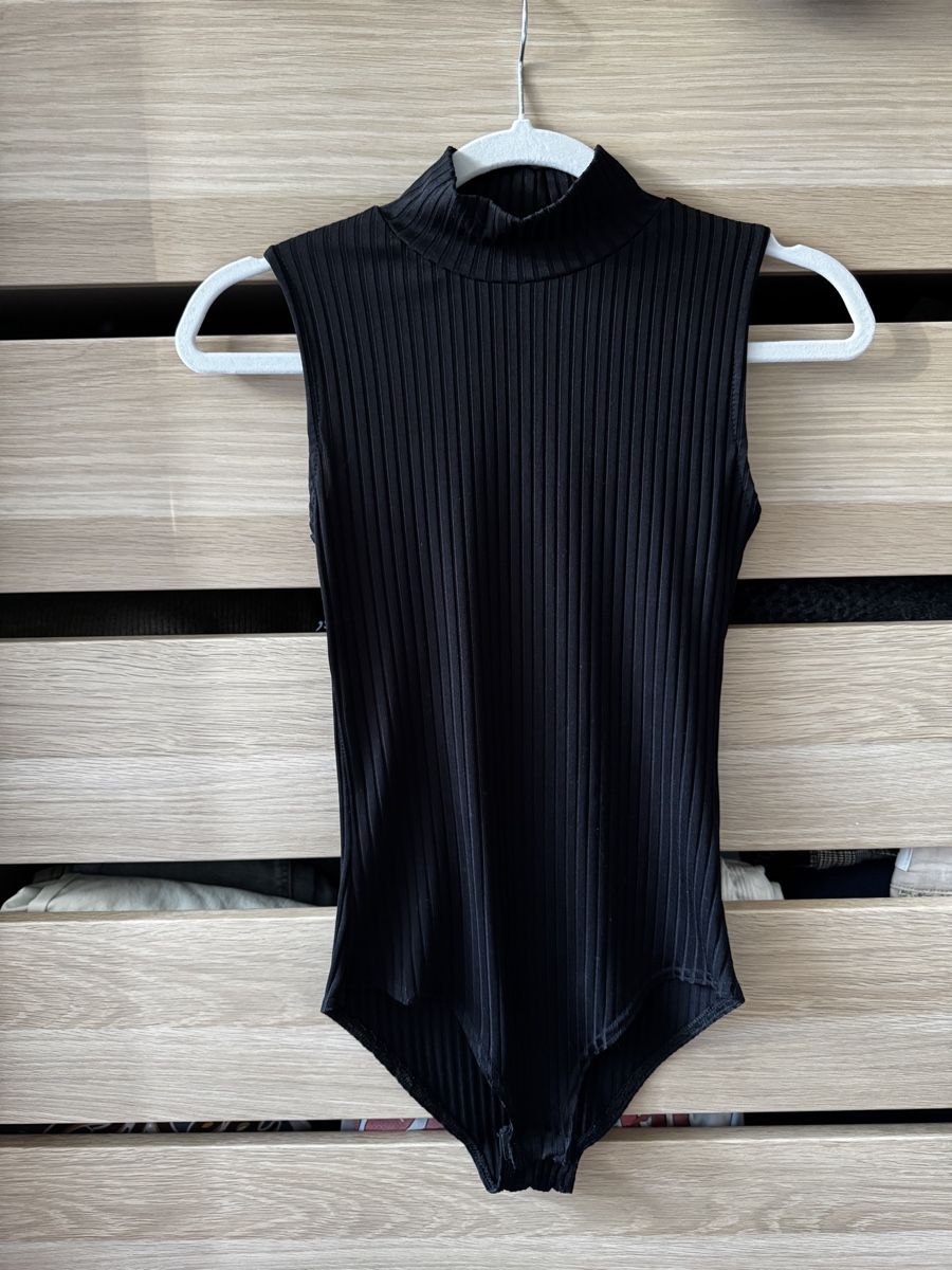 Top: Black Body XS – Usato da Zürich venduto da Lovelyperfumes