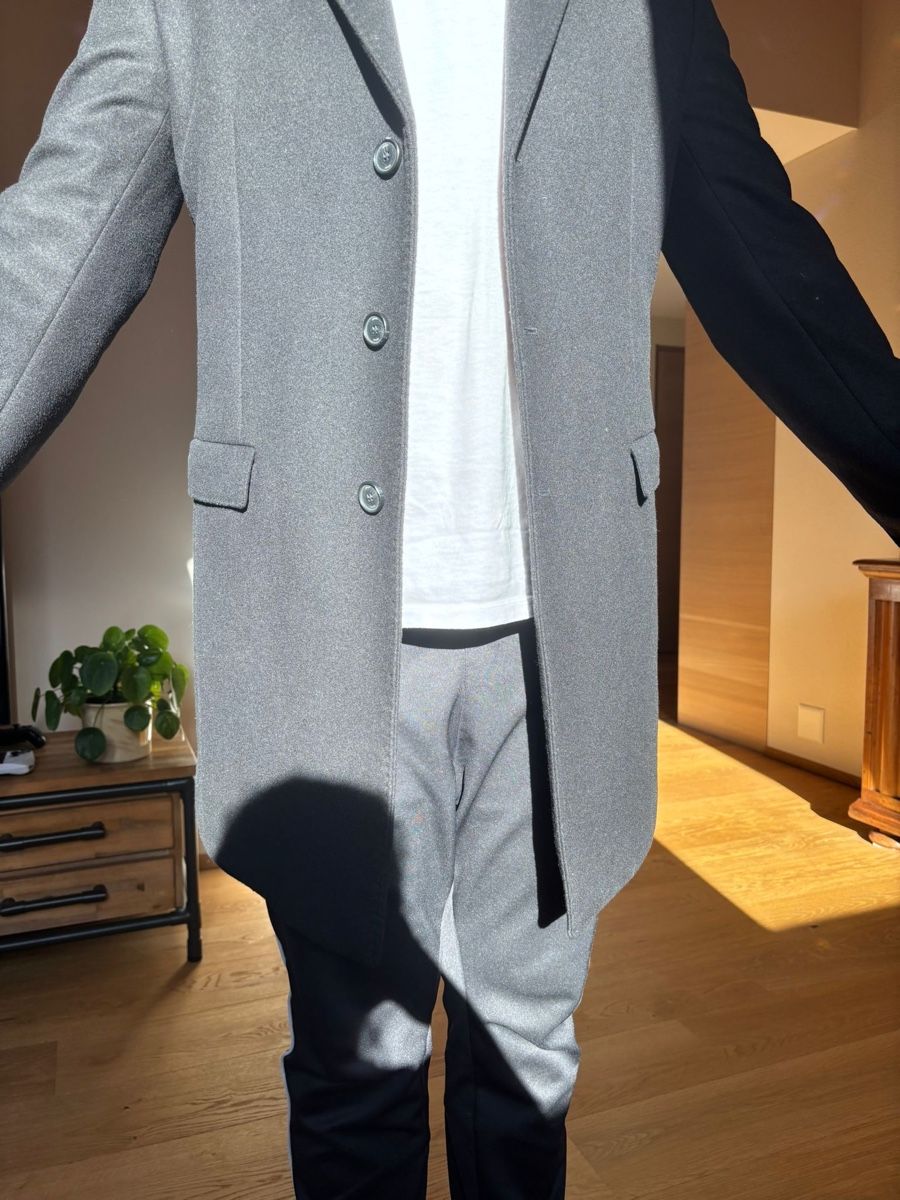 Hugo Boss Mäntel: Hugo Boss Mantel – Neu (gemäss Beschreibung) aus Zizers von B.Richner 2