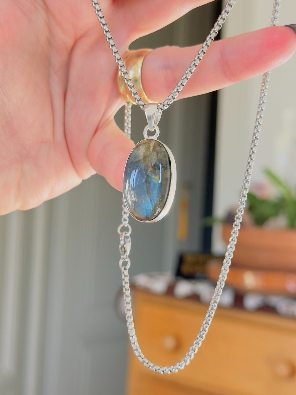 Ketten: Labradorite necklace – Neu und originalverpackt aus Genève von AGBERG 6