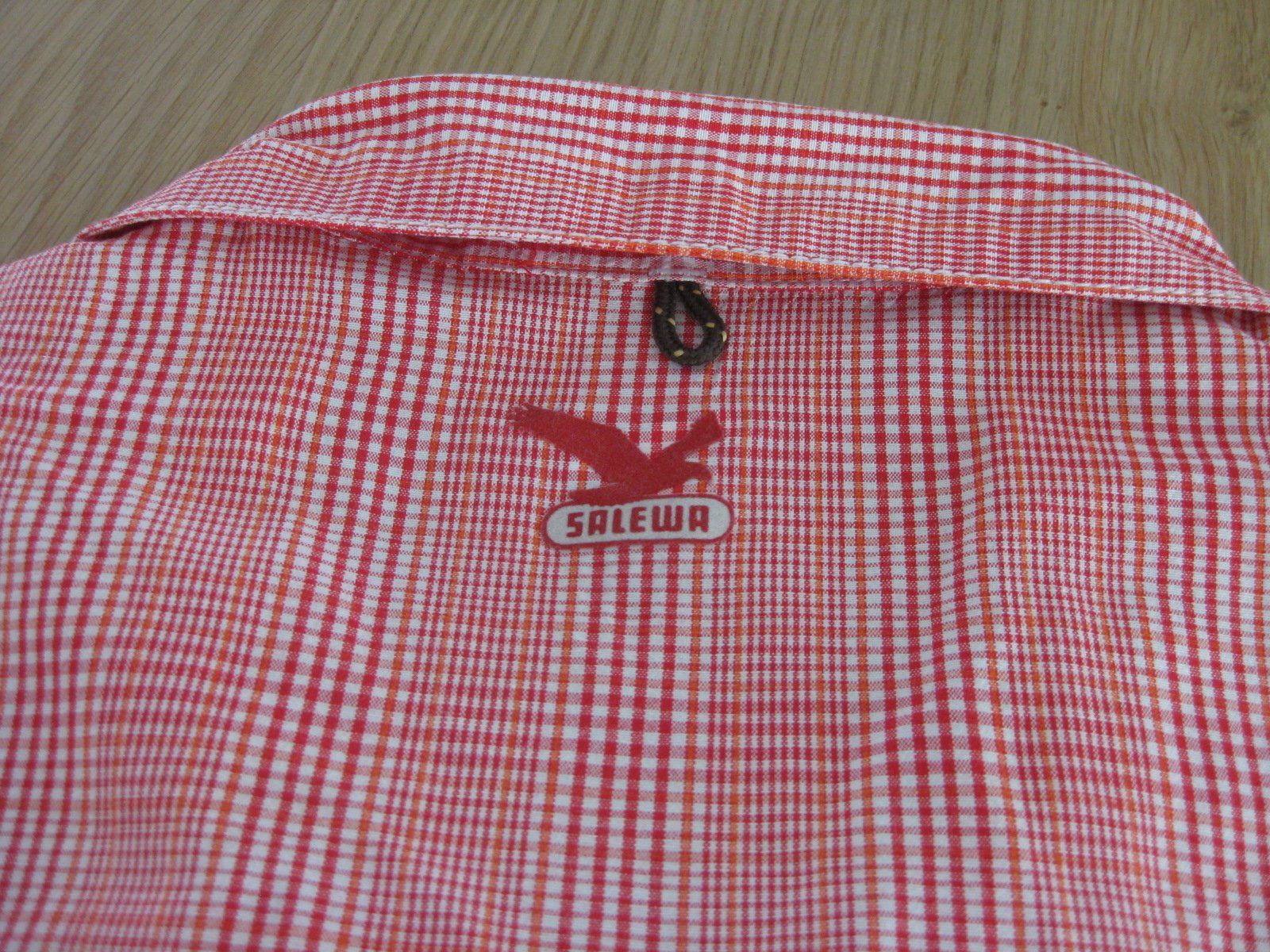 Salewa Camicette: Salewa Wanderbluse, Gr. 38, rot – Usato da Augst BL venduto da Kanija 2