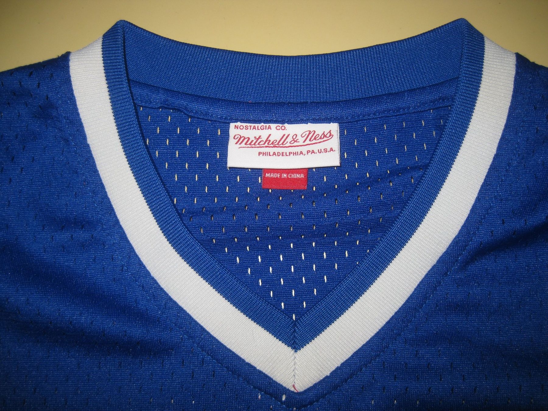Mitchell & Ness Canottiere & Pantaloni: Mitchell & Ness Trikot Baseball MLB USA Chicago Cubs – Usato da Münchenbuchsee venduto da neuwertig-gespart 2