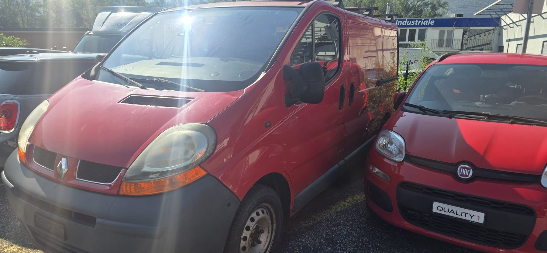 Renault Véhicules utilitaires: Renault Trafic 1.9 Dci – Défectueux à Bellinzona par AbPlatz83