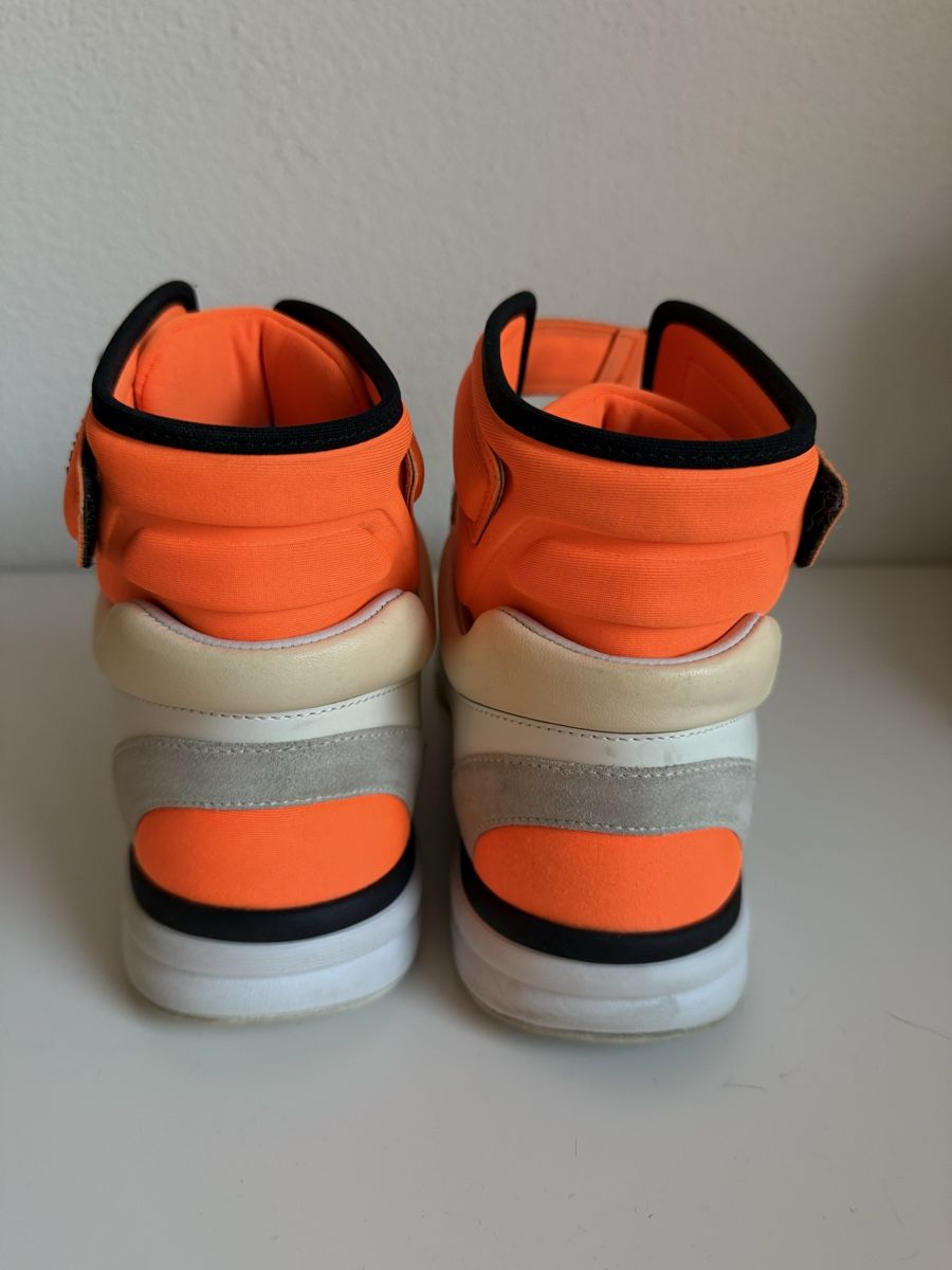 Chanel Scarpe da donna: Chanel Sneakers Turnschuhe – Usato da Winterthur venduto da 11.11 3