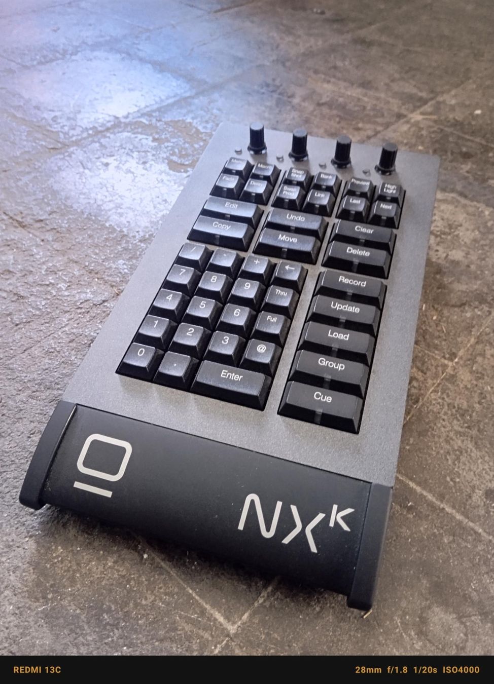Sistema di controllo: Light Desk Obsidian NX1 + NXK Keypad – Nuovo (secondo la descrizione) da Zürich venduto da cha_x6ch 5