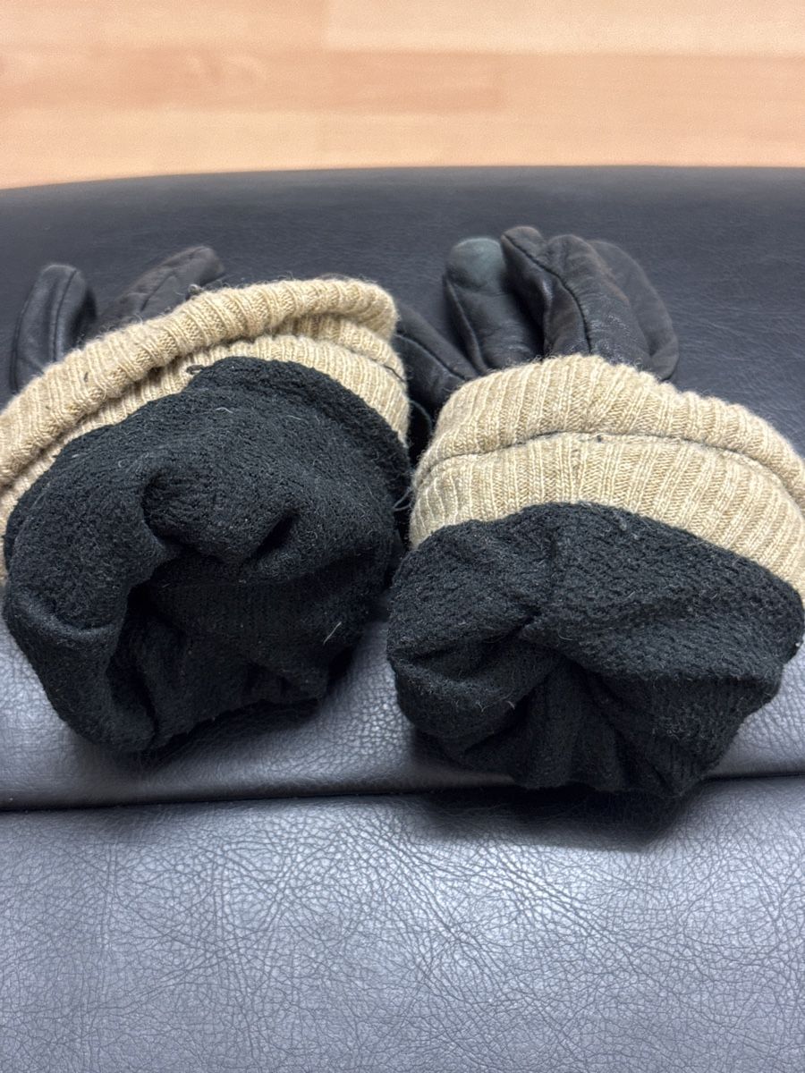 Guanti & manicotti: Kunststofflederhandschuhe, schwarz, Gr. S/M, Winter – Usato da Ostermundigen venduto da Vangiolillo 3