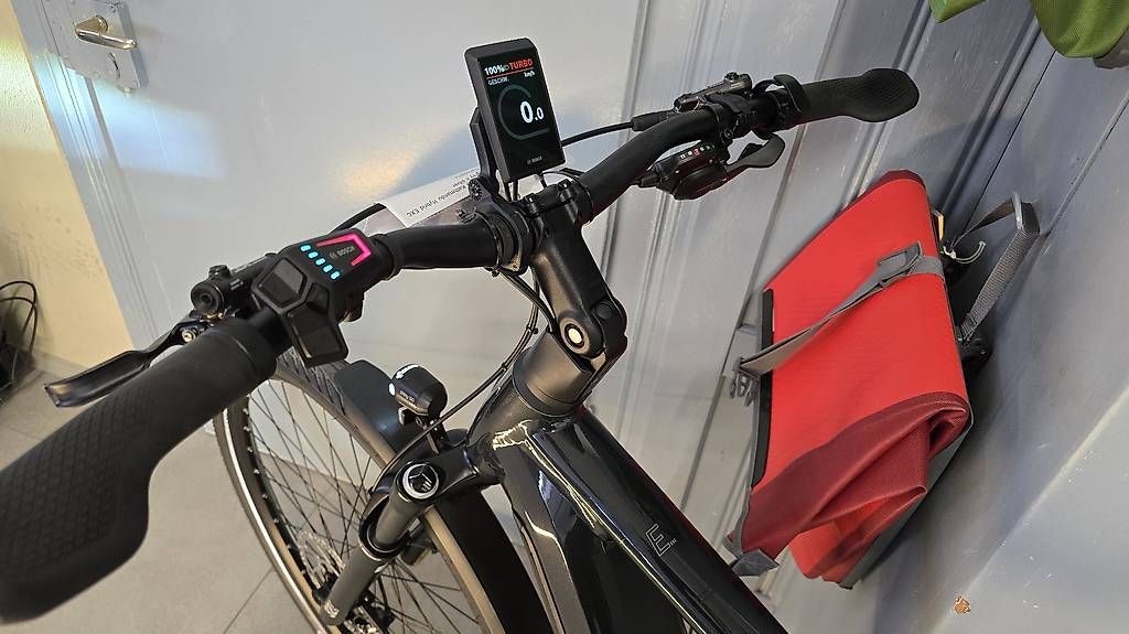 Velos: E-Bike Cube 750wh np 3999chf – Gebraucht aus Bronschhofen von Timi.g 9