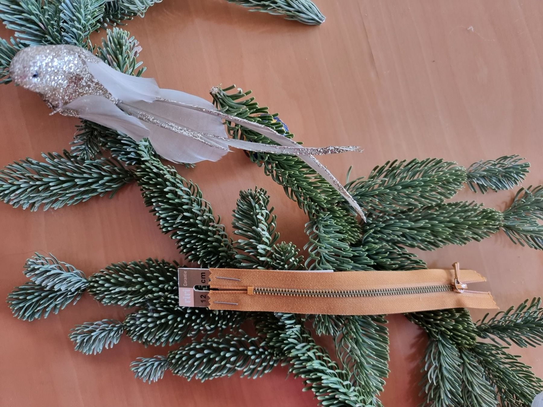 Tessuti: Reissverschluss "riri" 12 cm – Nuovo e nell'imballaggio originale da Uetendorf venduto da .Eidgenosse. 1
