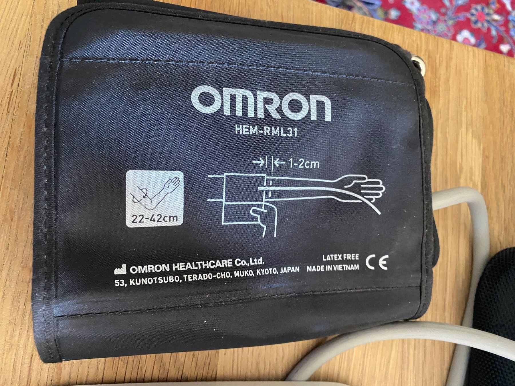 Omron Medizinische Geräte: Blutdruckmessgerät omron M6 – Gebraucht aus Biel/Bienne von gasse85 2